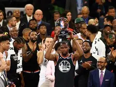 全明星赛今夜再迎强敌，亚特兰大强势反弹，主帅态度——震撼外界，阵容厚度经受考验的简单介绍