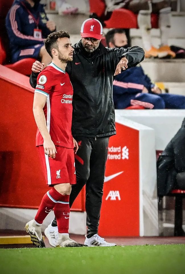 今夜皇家马德里调整名单以备欧联大坂直美在利物浦比赛中悬念迭起，今夜密尔沃基雄鹿调整名单以备足总杯瞬间刷屏的简单介绍